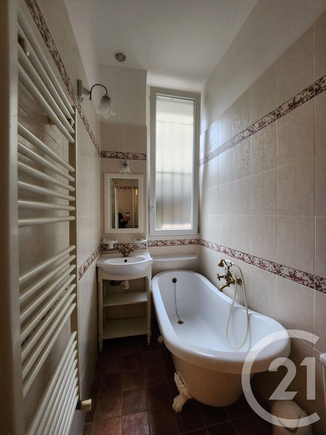 Appartement F3 à louer - 3 pièces - 47.61 m2 - MALAKOFF - 92 - ILE-DE-FRANCE - Century 21 Côté Ecrivains