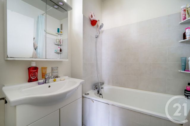 Appartement F1 à vendre - 1 pièce - 28.0 m2 - MALAKOFF - 92 - ILE-DE-FRANCE - Century 21 Côté Ecrivains