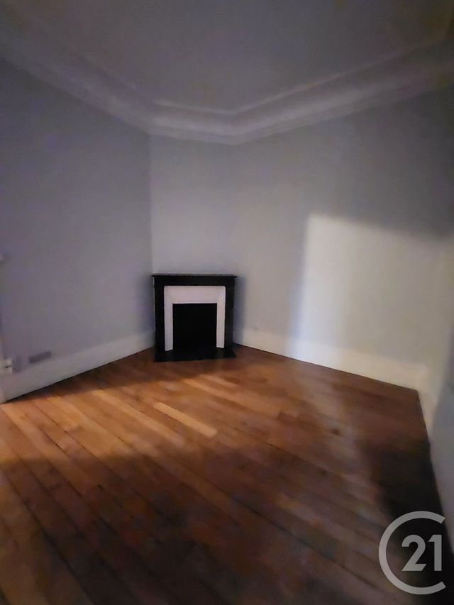 Appartement F3 à louer - 3 pièces - 52.4 m2 - MONTROUGE - 92 - ILE-DE-FRANCE - Century 21 Côté Ecrivains