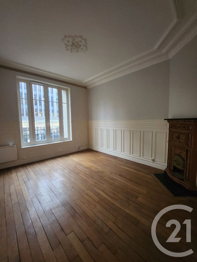 Appartement F3 à louer - 3 pièces - 52.4 m2 - MONTROUGE - 92 - ILE-DE-FRANCE - Century 21 Côté Ecrivains