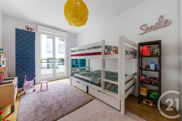 Appartement F3 à louer - 3 pièces - 67.33 m2 - MONTROUGE - 92 - ILE-DE-FRANCE - Century 21 Côté Ecrivains