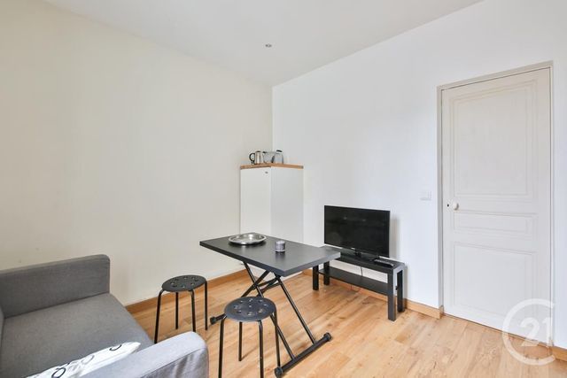 Appartement F2 à louer - 2 pièces - 23.92 m2 - MONTROUGE - 92 - ILE-DE-FRANCE - Century 21 Côté Ecrivains