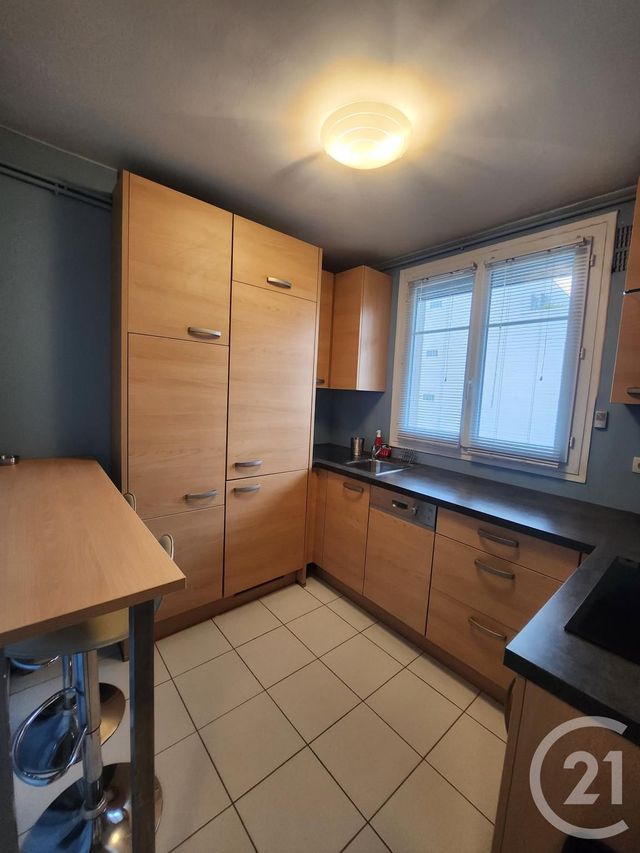 Appartement F3 à louer - 3 pièces - 53.06 m2 - MONTROUGE - 92 - ILE-DE-FRANCE - Century 21 Côté Ecrivains