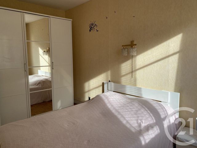 Appartement F3 à vendre - 3 pièces - 52.58 m2 - MONTROUGE - 92 - ILE-DE-FRANCE - Century 21 Côté Ecrivains