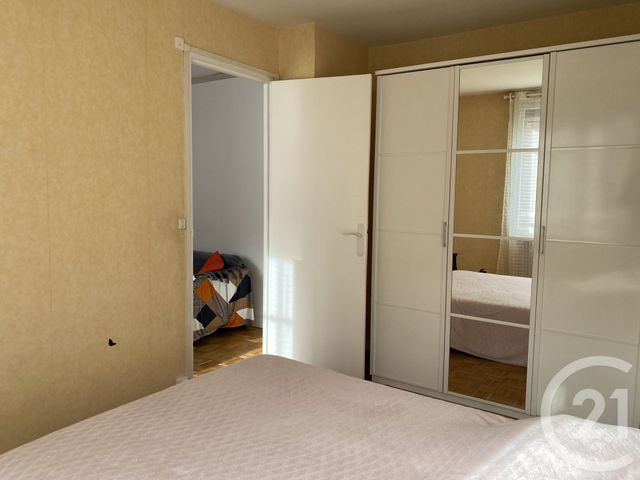 Appartement F3 à vendre - 3 pièces - 52.58 m2 - MONTROUGE - 92 - ILE-DE-FRANCE - Century 21 Côté Ecrivains