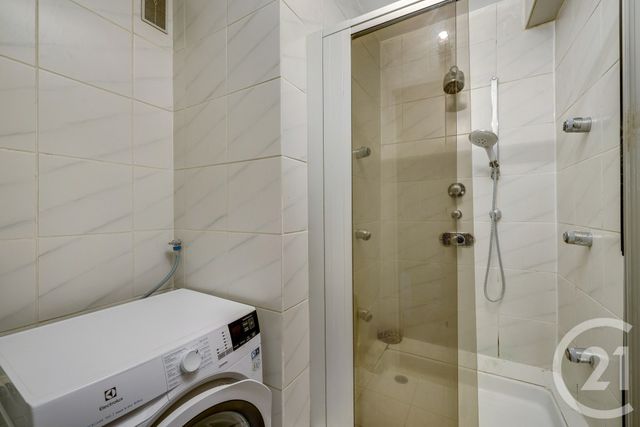 Appartement F6 à vendre - 6 pièces - 116.71 m2 - MONTROUGE - 92 - ILE-DE-FRANCE - Century 21 Côté Ecrivains