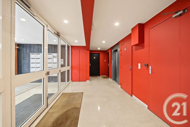 Appartement F2 à vendre - 2 pièces - 45.68 m2 - MONTROUGE - 92 - ILE-DE-FRANCE - Century 21 Côté Ecrivains