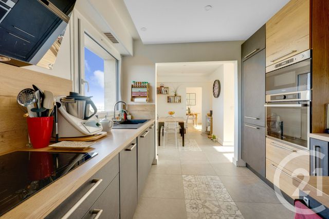 Appartement F6 à vendre - 6 pièces - 142.0 m2 - VERRIERES LE BUISSON - 91 - ILE-DE-FRANCE - Century 21 Côté Ecrivains