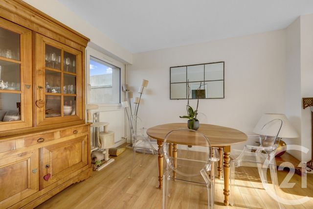 Appartement F6 à vendre - 6 pièces - 142.0 m2 - VERRIERES LE BUISSON - 91 - ILE-DE-FRANCE - Century 21 Côté Ecrivains