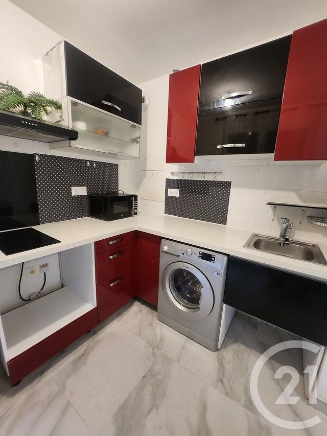 Appartement Studio à louer - 1 pièce - 25.6 m2 - MONTROUGE - 92 - ILE-DE-FRANCE - Century 21 Côté Ecrivains