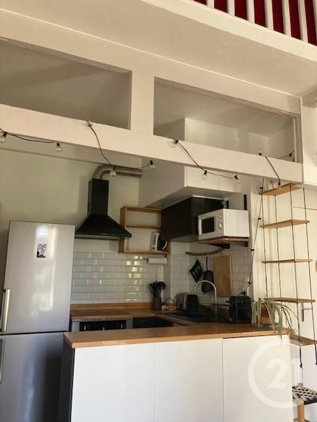 Appartement F2 à louer - 2 pièces - 32.1 m2 - MONTROUGE - 92 - ILE-DE-FRANCE - Century 21 Côté Ecrivains