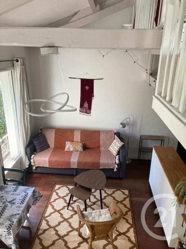 Appartement F2 à louer - 2 pièces - 32.1 m2 - MONTROUGE - 92 - ILE-DE-FRANCE - Century 21 Côté Ecrivains