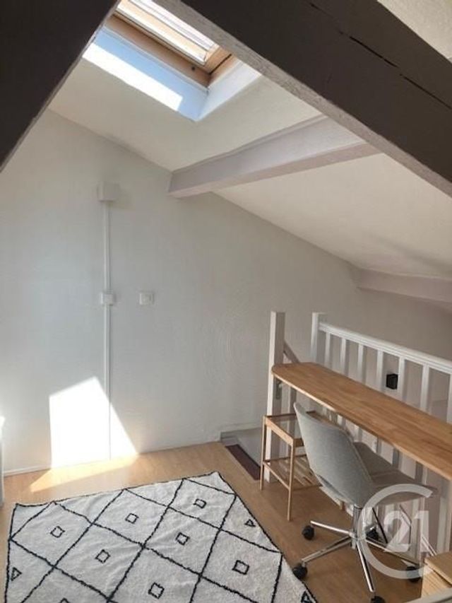 Appartement F2 à louer - 2 pièces - 32.1 m2 - MONTROUGE - 92 - ILE-DE-FRANCE - Century 21 Côté Ecrivains