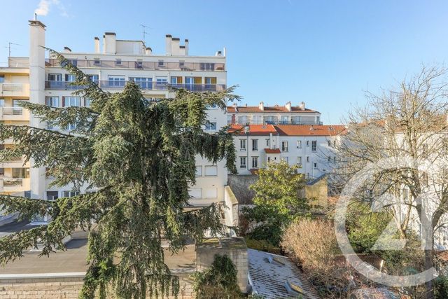 Appartement F2 à vendre - 2 pièces - 42.57 m2 - MONTROUGE - 92 - ILE-DE-FRANCE - Century 21 Côté Ecrivains