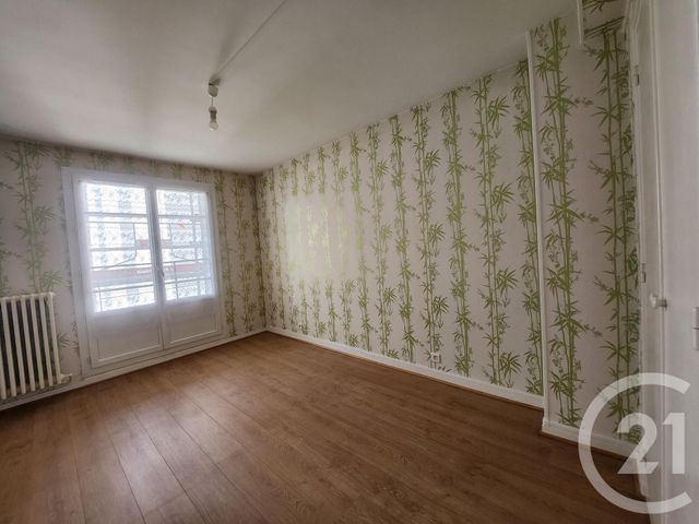 Appartement F3 à louer - 3 pièces - 52.04 m2 - MONTROUGE - 92 - ILE-DE-FRANCE - Century 21 Côté Ecrivains