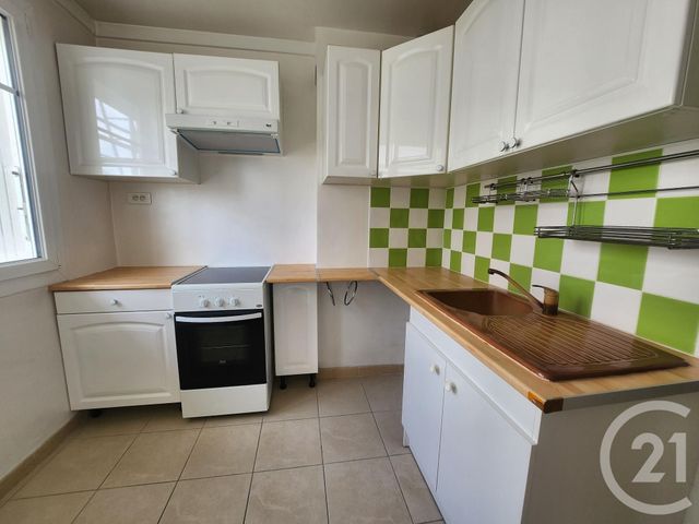 Appartement F3 à louer - 3 pièces - 52.04 m2 - MONTROUGE - 92 - ILE-DE-FRANCE - Century 21 Côté Ecrivains