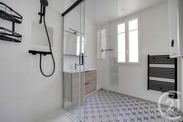 Appartement F3 à vendre - 3 pièces - 51.49 m2 - MONTROUGE - 92 - ILE-DE-FRANCE - Century 21 Côté Ecrivains