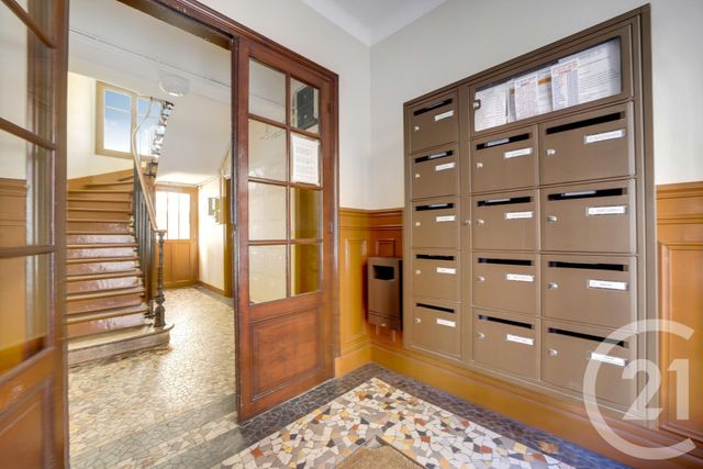 Appartement F3 à vendre - 3 pièces - 51.49 m2 - MONTROUGE - 92 - ILE-DE-FRANCE - Century 21 Côté Ecrivains