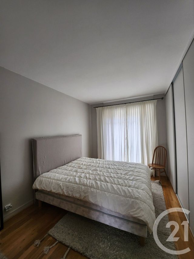 Appartement F2 à louer - 2 pièces - 40.21 m2 - MONTROUGE - 92 - ILE-DE-FRANCE - Century 21 Côté Ecrivains