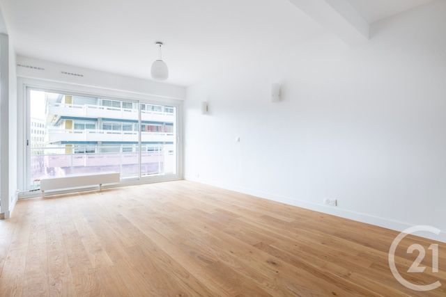 Appartement F2 à vendre - 2 pièces - 51.19 m2 - PARIS - 75015 - ILE-DE-FRANCE - Century 21 Côté Ecrivains