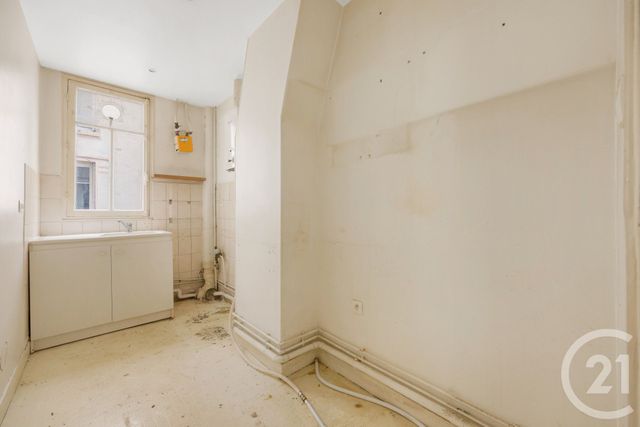 Appartement F2 à vendre - 2 pièces - 38.4 m2 - MONTROUGE - 92 - ILE-DE-FRANCE - Century 21 Côté Ecrivains