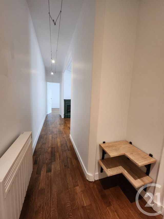 Appartement F2 à louer - 2 pièces - 38.06 m2 - MONTROUGE - 92 - ILE-DE-FRANCE - Century 21 Côté Ecrivains