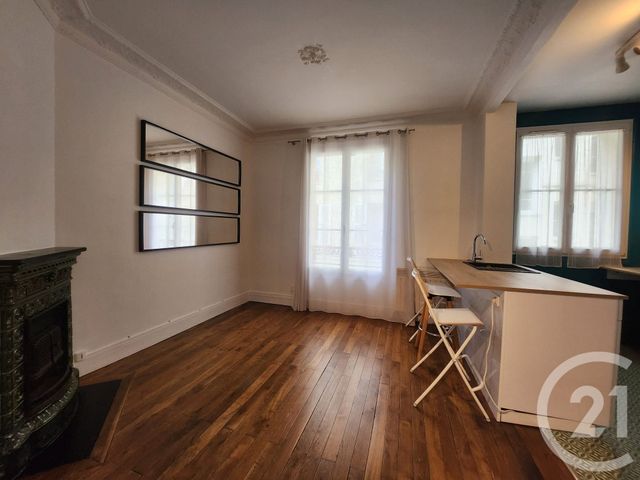 Appartement F2 à louer - 2 pièces - 38.06 m2 - MONTROUGE - 92 - ILE-DE-FRANCE - Century 21 Côté Ecrivains