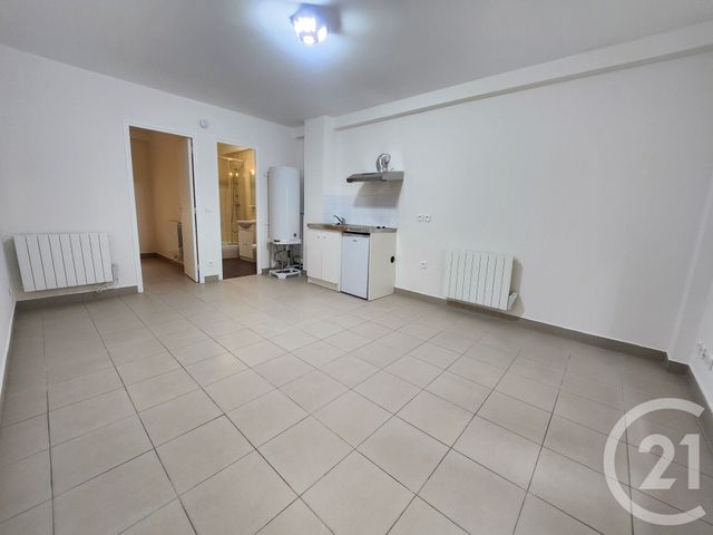 Appartement F2 à louer - 2 pièces - 31.95 m2 - MONTROUGE - 92 - ILE-DE-FRANCE - Century 21 Côté Ecrivains