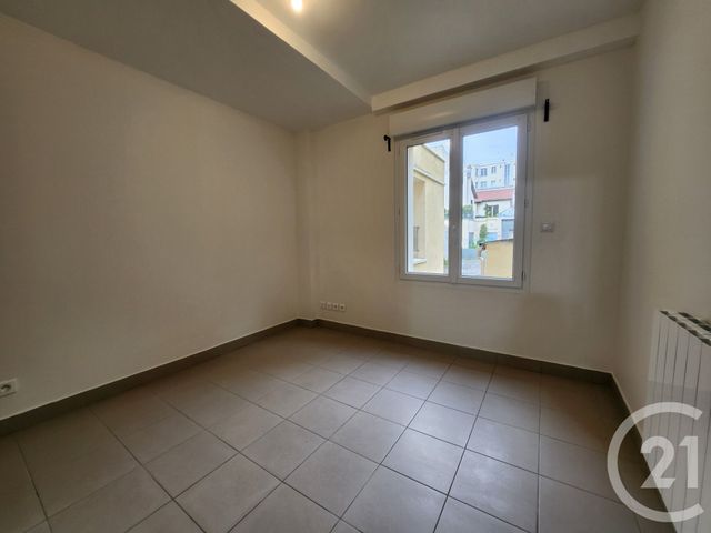 Appartement F2 à louer - 2 pièces - 31.95 m2 - MONTROUGE - 92 - ILE-DE-FRANCE - Century 21 Côté Ecrivains