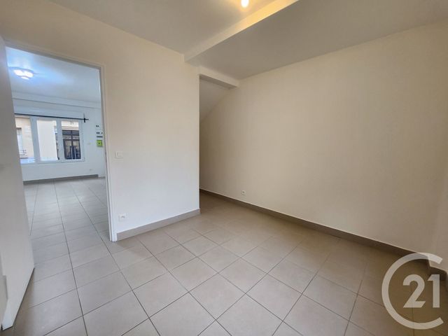 Appartement F2 à louer - 2 pièces - 31.95 m2 - MONTROUGE - 92 - ILE-DE-FRANCE - Century 21 Côté Ecrivains