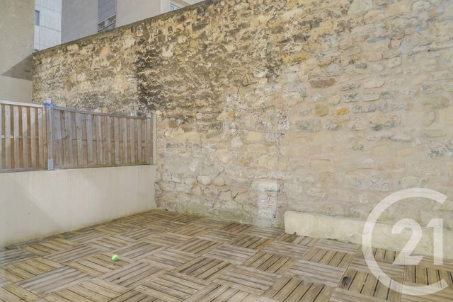 Appartement F2 à vendre - 2 pièces - 23.5 m2 - GENTILLY - 94 - ILE-DE-FRANCE - Century 21 Côté Ecrivains