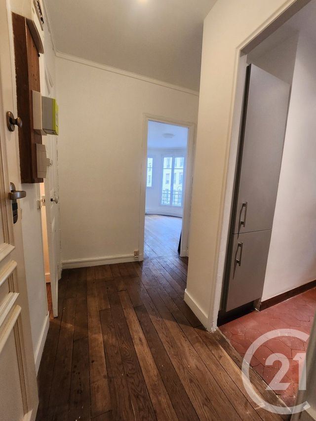 Appartement F2 à louer - 2 pièces - 33.43 m2 - MONTROUGE - 92 - ILE-DE-FRANCE - Century 21 Côté Ecrivains