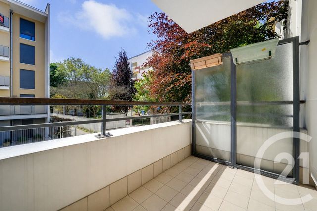 Appartement F3 à vendre - 3 pièces - 70.01 m2 - MONTROUGE - 92 - ILE-DE-FRANCE - Century 21 Côté Ecrivains