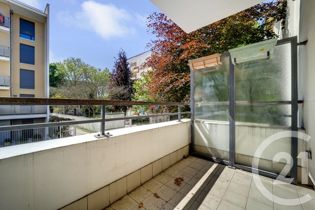 Appartement F3 à vendre - 3 pièces - 70.01 m2 - MONTROUGE - 92 - ILE-DE-FRANCE - Century 21 Côté Ecrivains