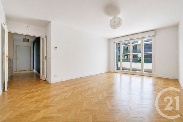 Appartement F3 à vendre - 3 pièces - 70.01 m2 - MONTROUGE - 92 - ILE-DE-FRANCE - Century 21 Côté Ecrivains