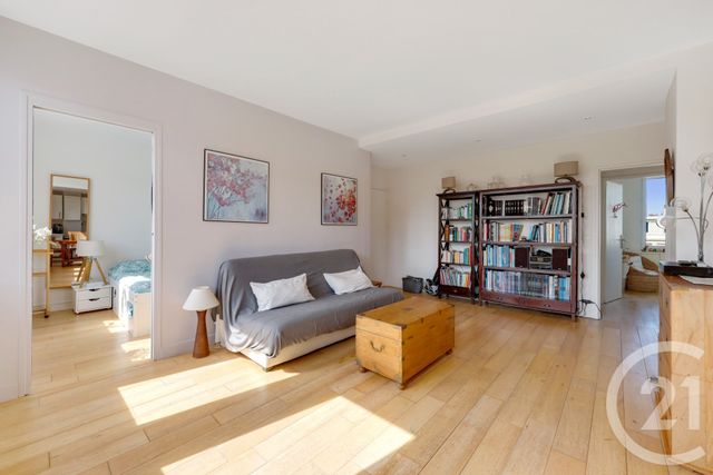 Appartement F3 à vendre - 4 pièces - 67.8 m2 - MONTROUGE - 92 - ILE-DE-FRANCE - Century 21 Côté Ecrivains