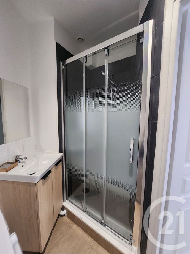 Appartement Studio à louer - 1 pièce - 18.82 m2 - MONTROUGE - 92 - ILE-DE-FRANCE - Century 21 Côté Ecrivains