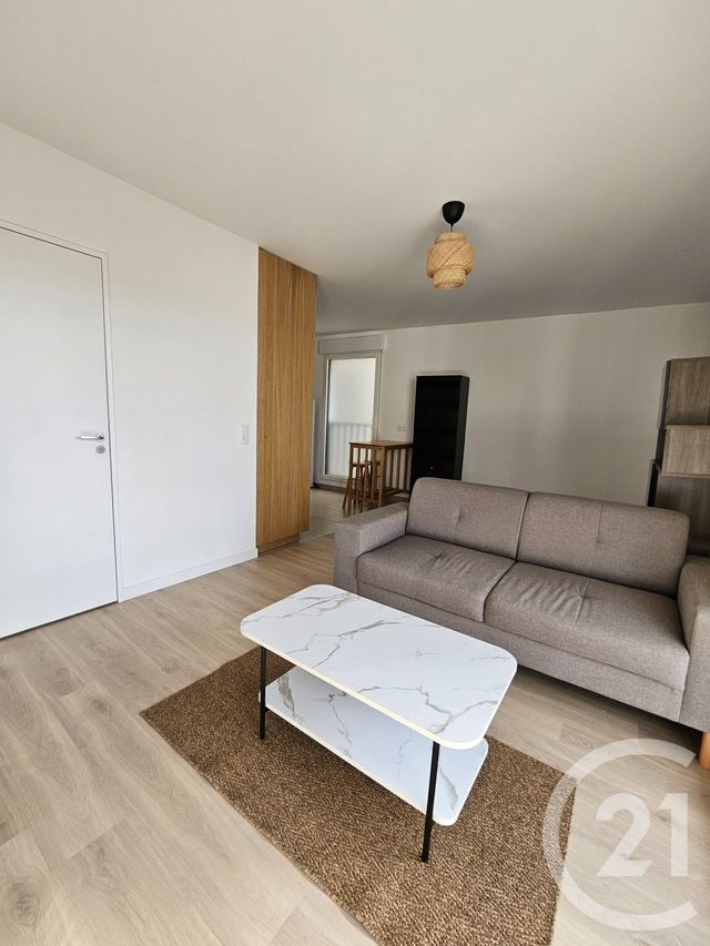 Appartement Studio à louer - 1 pièce - 31.31 m2 - BAGNEUX - 92 - ILE-DE-FRANCE - Century 21 Côté Ecrivains