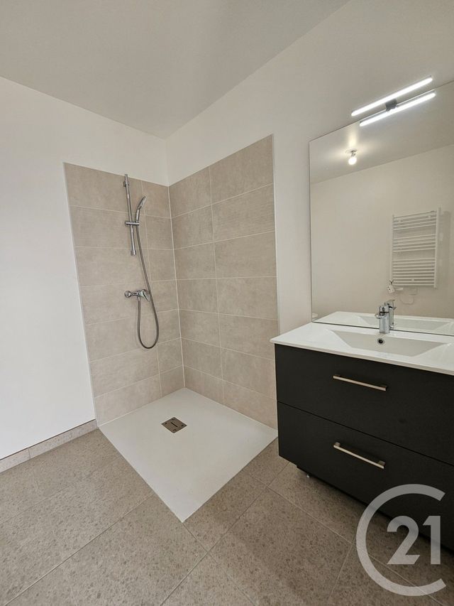 Appartement Studio à louer - 1 pièce - 31.31 m2 - BAGNEUX - 92 - ILE-DE-FRANCE - Century 21 Côté Ecrivains