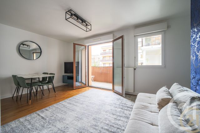 Appartement F2 à louer - 2 pièces - 42.79 m2 - MONTROUGE - 92 - ILE-DE-FRANCE - Century 21 Côté Ecrivains