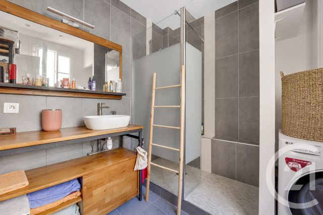 Appartement F3 à vendre - 3 pièces - 53.5 m2 - MONTROUGE - 92 - ILE-DE-FRANCE - Century 21 Côté Ecrivains