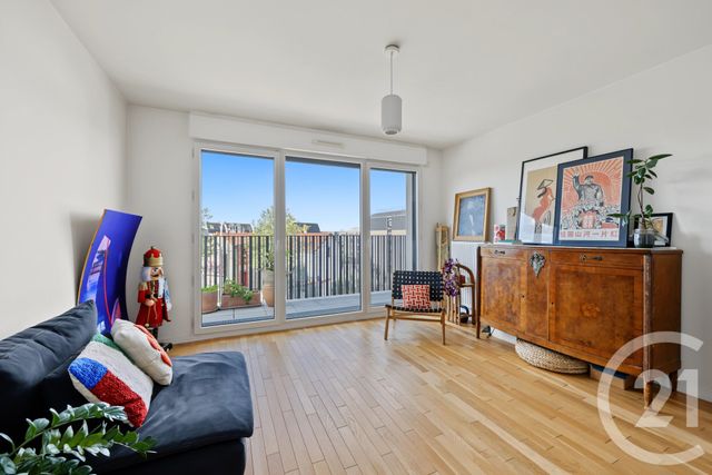 Appartement F2 à vendre - 2 pièces - 42.8 m2 - CHATILLON - 92 - ILE-DE-FRANCE - Century 21 Côté Ecrivains