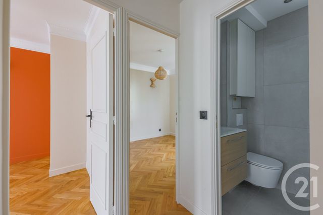 Appartement F3 à vendre - 3 pièces - 40.53 m2 - MONTROUGE - 92 - ILE-DE-FRANCE - Century 21 Côté Ecrivains