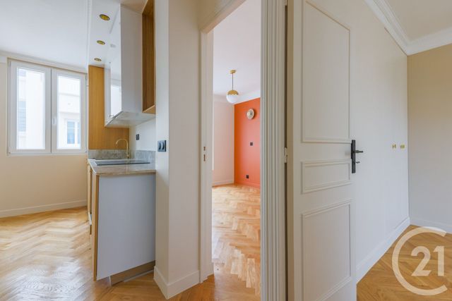 Appartement F3 à vendre - 3 pièces - 40.53 m2 - MONTROUGE - 92 - ILE-DE-FRANCE - Century 21 Côté Ecrivains