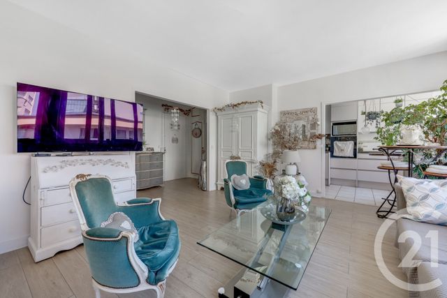 Appartement F3 à vendre - 3 pièces - 59.02 m2 - MONTROUGE - 92 - ILE-DE-FRANCE - Century 21 Côté Ecrivains