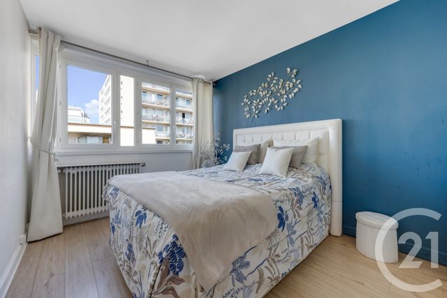 Appartement F3 à vendre - 3 pièces - 59.02 m2 - MONTROUGE - 92 - ILE-DE-FRANCE - Century 21 Côté Ecrivains