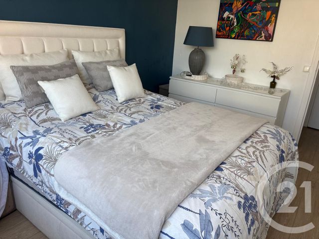 Appartement F3 à vendre - 3 pièces - 59.02 m2 - MONTROUGE - 92 - ILE-DE-FRANCE - Century 21 Côté Ecrivains