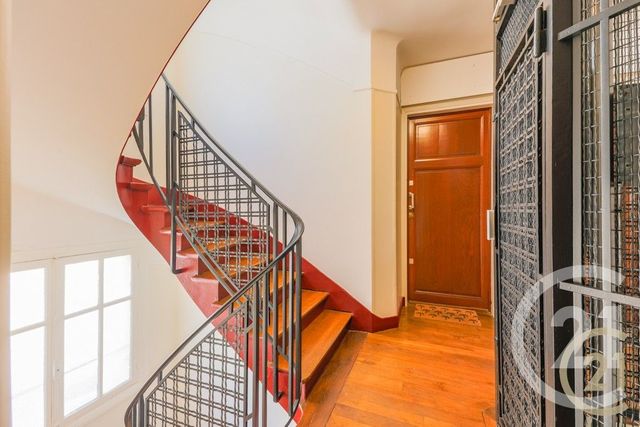 Appartement F2 à vendre - 2 pièces - 47.77 m2 - MONTROUGE - 92 - ILE-DE-FRANCE - Century 21 Côté Ecrivains