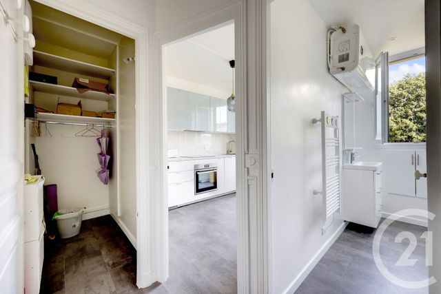 Appartement F2 à vendre - 2 pièces - 39.88 m2 - MONTROUGE - 92 - ILE-DE-FRANCE - Century 21 Côté Ecrivains