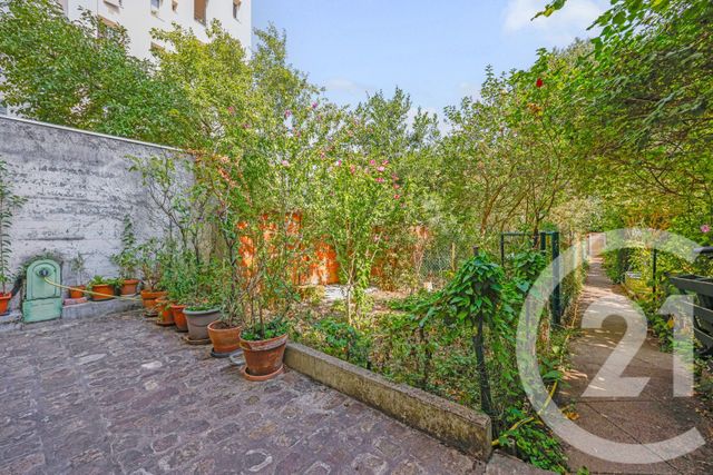 Appartement F2 à vendre - 2 pièces - 39.88 m2 - MONTROUGE - 92 - ILE-DE-FRANCE - Century 21 Côté Ecrivains